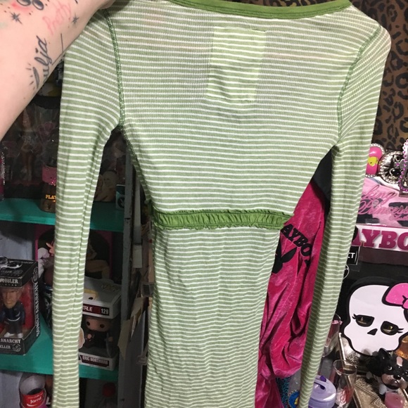 Cute Hollister long sleeve size xs - Picture 3 of 3